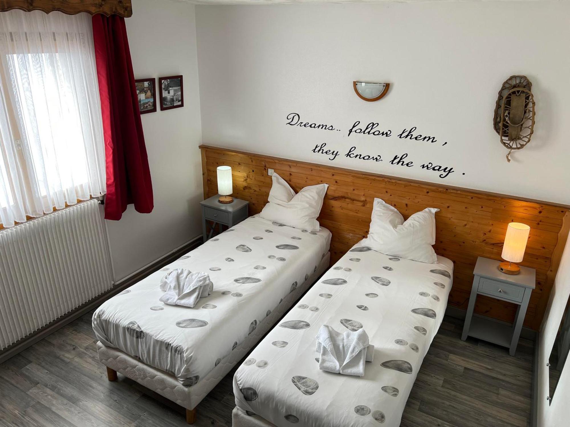 La Foret De Maronne La Garde  ภายนอก รูปภาพ