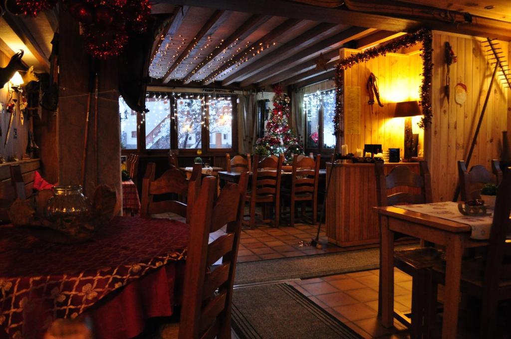 La Foret De Maronne La Garde  ภายนอก รูปภาพ